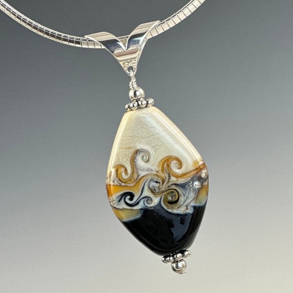 Glass & jewelry by Liz Mitchell