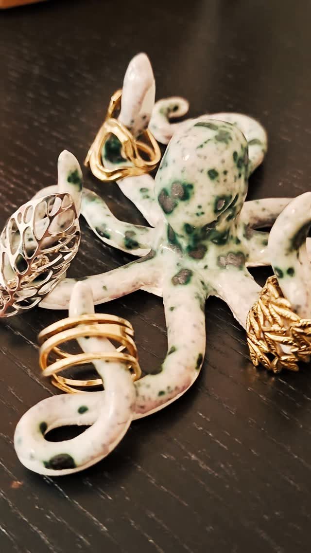 Ceramics by Natalia Zacharaki — Lathista